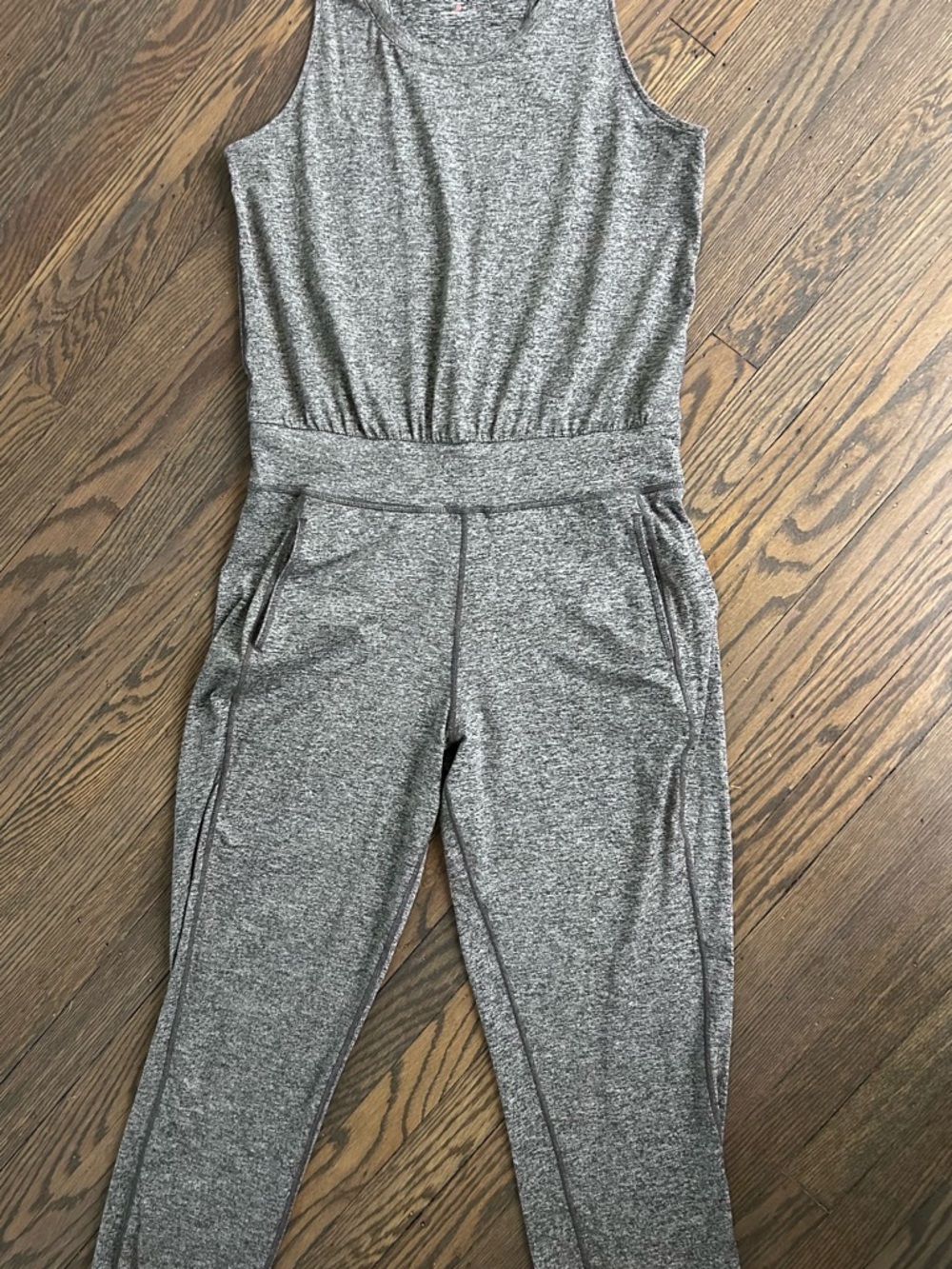 Sweaty Betty Gary Jumpsuit Medium Racerback Gray Workout Sleeveless Onesie - Picture 5 of 9